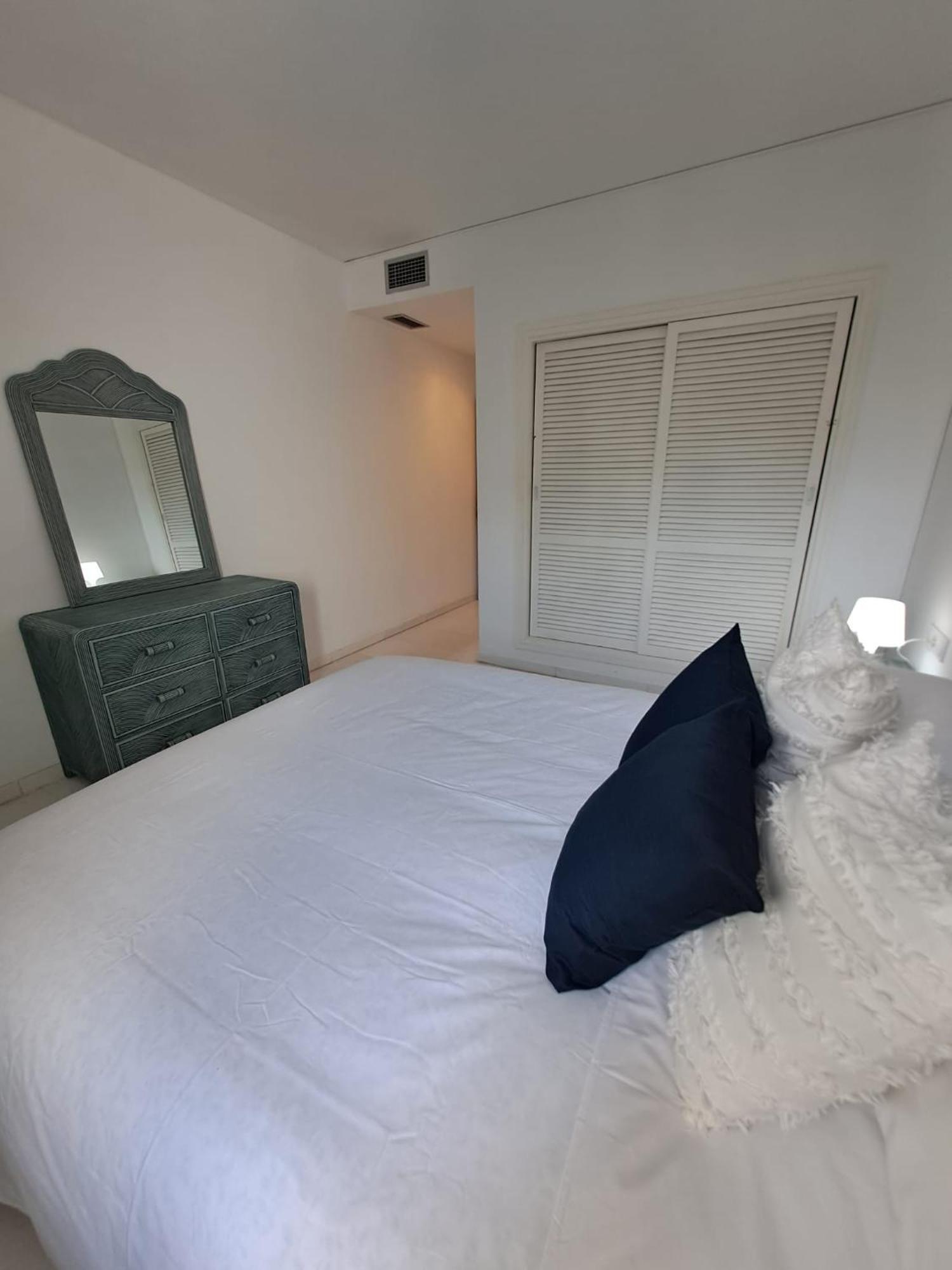 Luminous Apartment In Playas Del Duque , Puerto Banus By Holidays & Home Marbella Eksteriør bilde